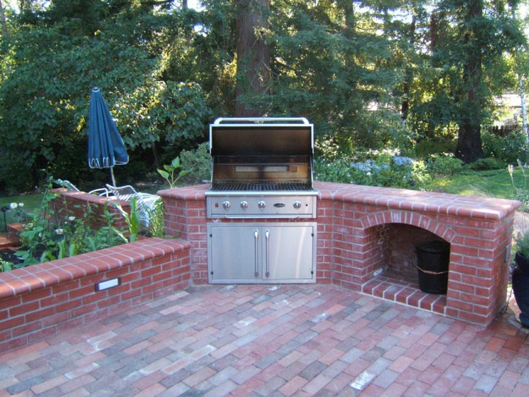 Brick Outdoor Kitchen